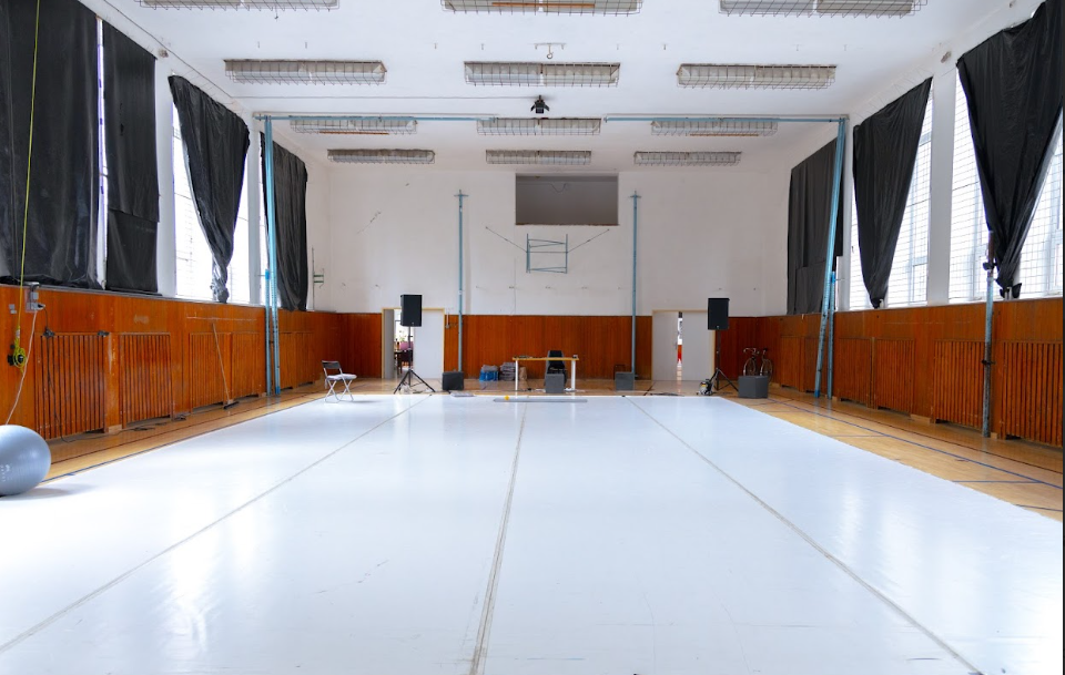 TELOCVIČŇA Rezidenčné centrum pre tanec