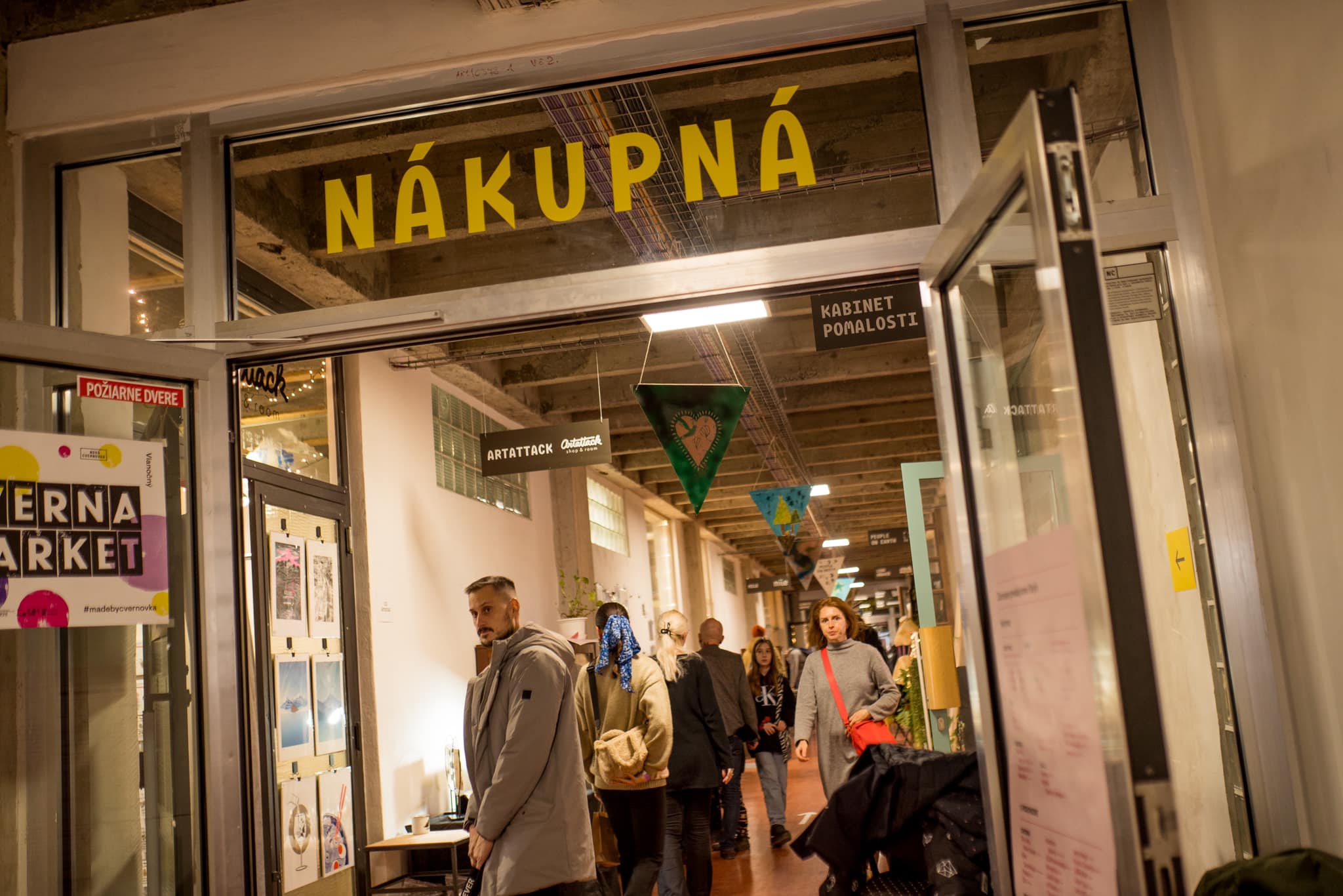 Otváračky počas sviatkov